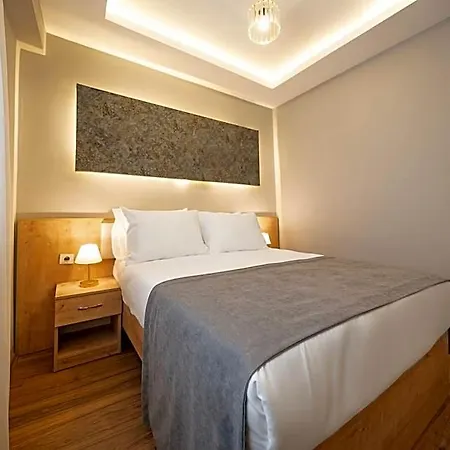 Hotel Stayhub 3*
