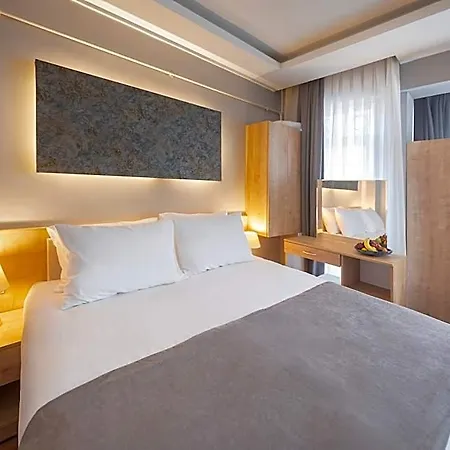 Stayhub Hotel 3*